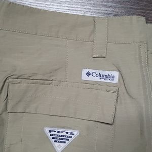 PFG Columbia Shorts- NWOT
